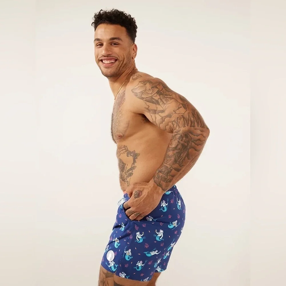 Chubbies ‘Triton of the Seas” Swim Trunks. 5.5” inseam. NWT!